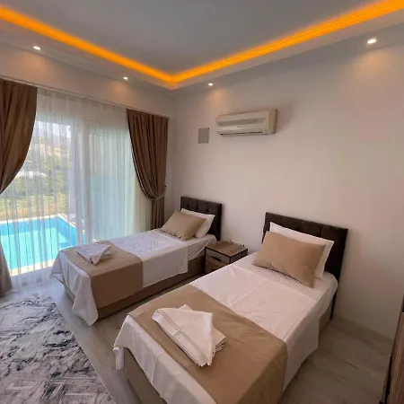 Otel Defne